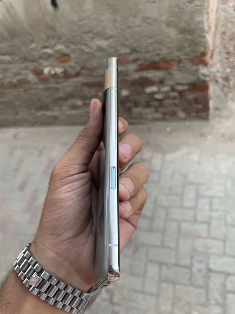 Google Pixel 7 Pro 2