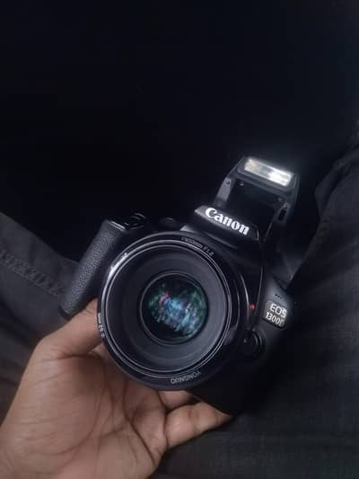canon DSLR 1300D with youngnu 50mm 1.8 lens
