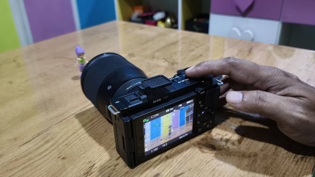 digital camera Sony zv E10 2