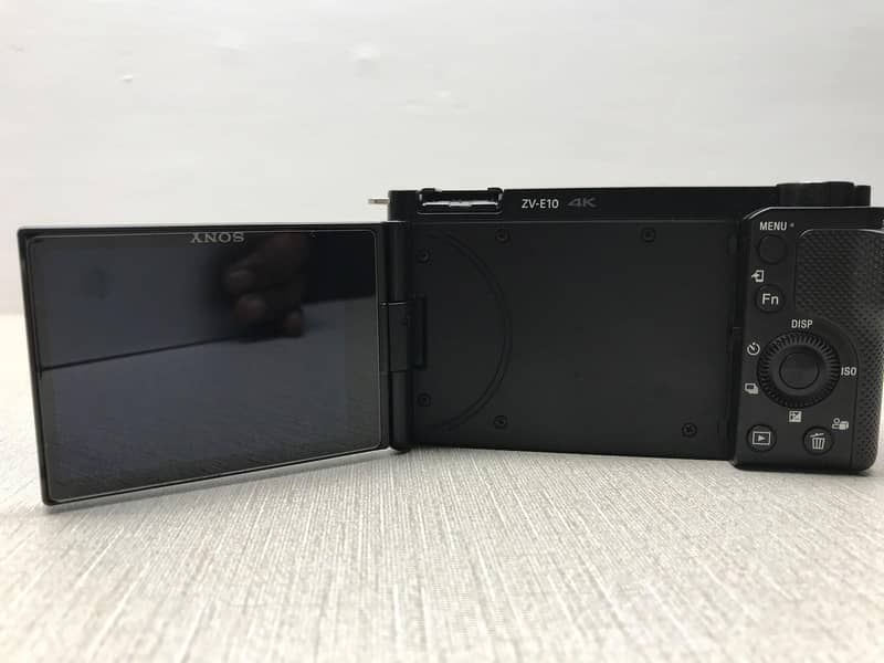 digital camera Sony zv E10 13