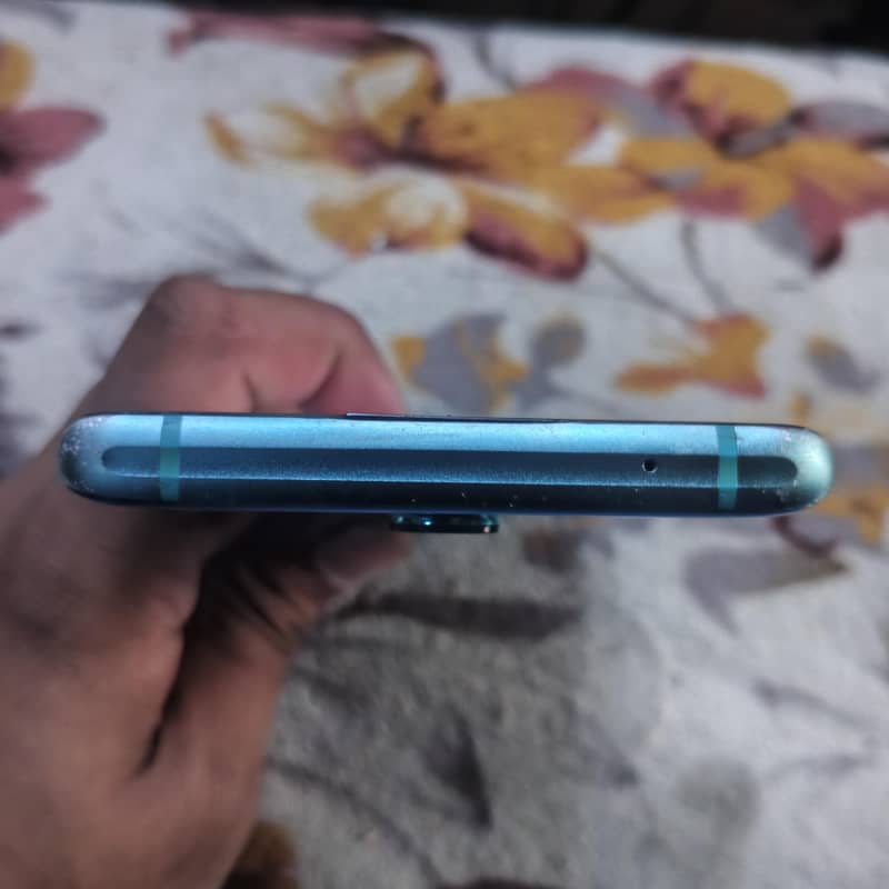 One Plus 8 Pro 3