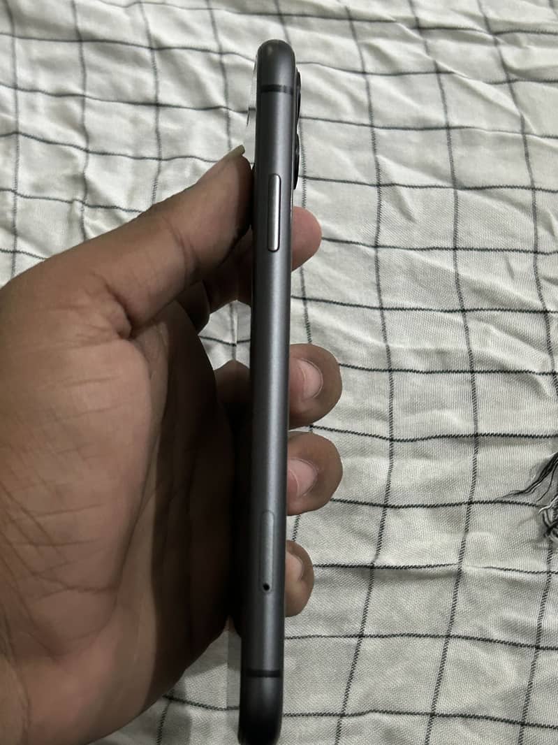 Apple iPhone 11 1