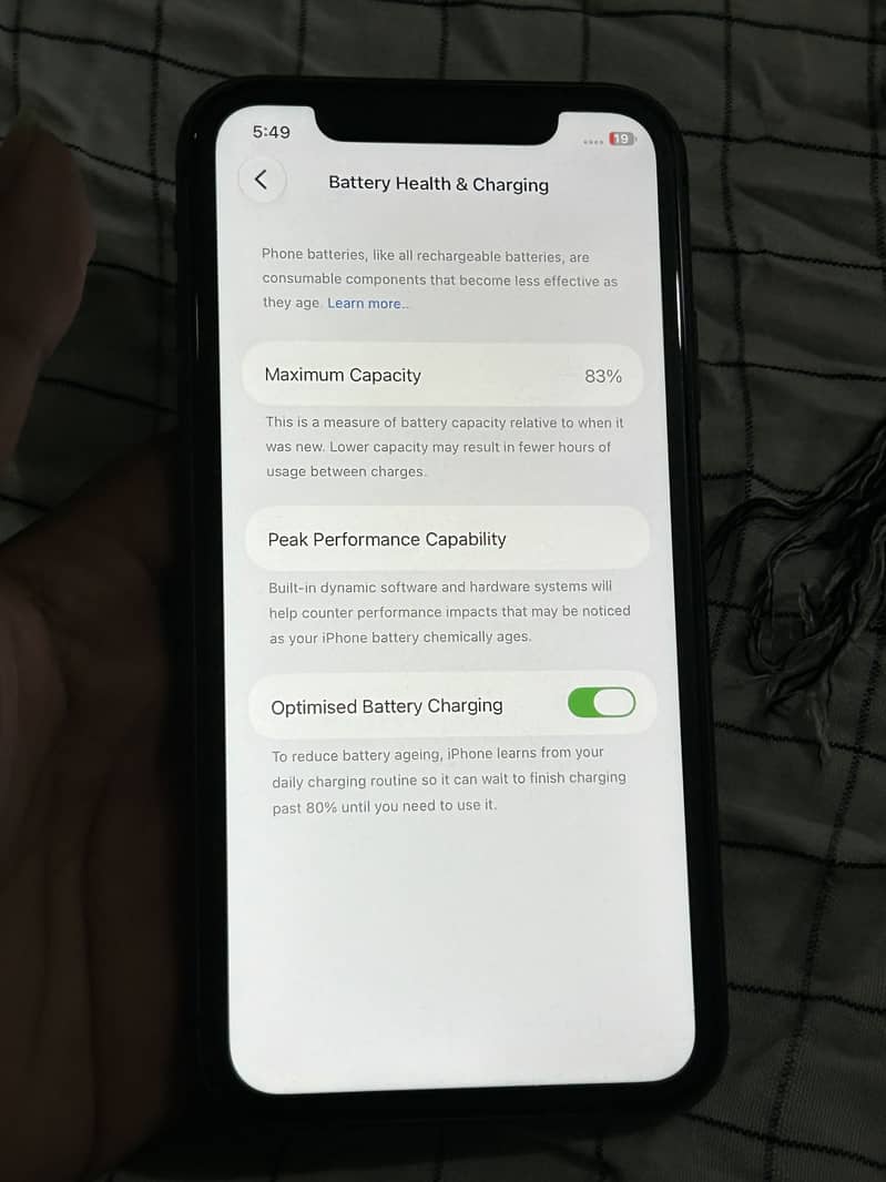 Apple iPhone 11 7