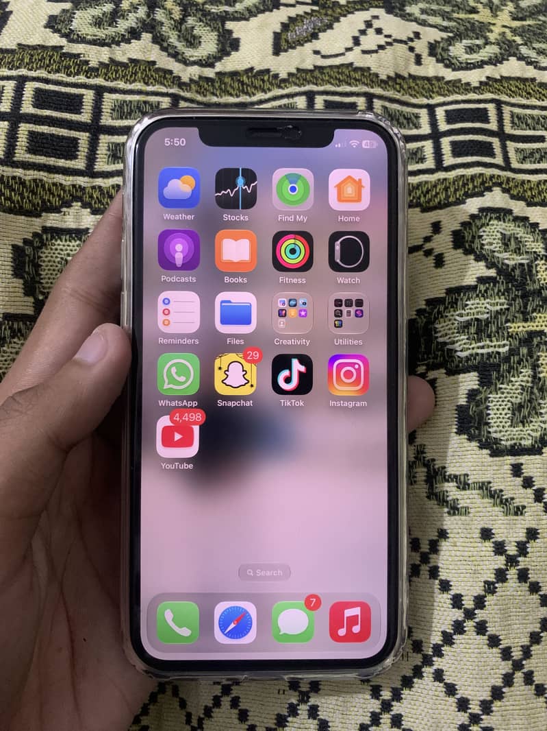 Apple iPhone 11 Pro 1