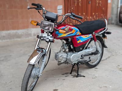Honda CD 70 2026 Model | Lahore Registered | 2040 KM | Genuine