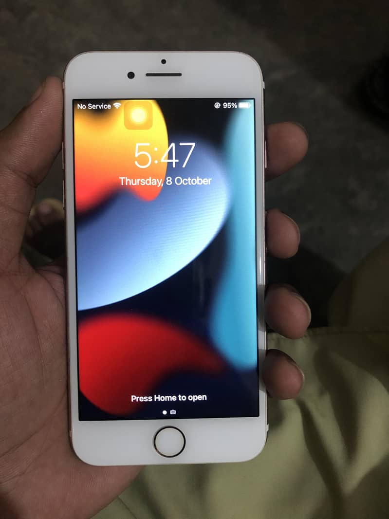 Apple iPhone 7 3