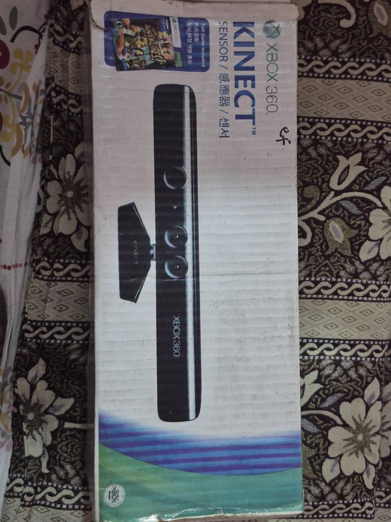 Kinect Sensor for Xbox 360 0