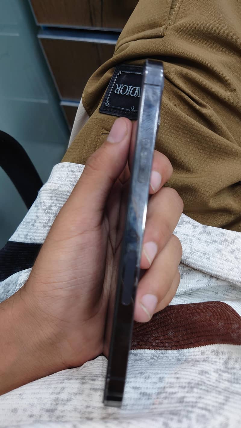 Apple iPhone 12 Pro 7