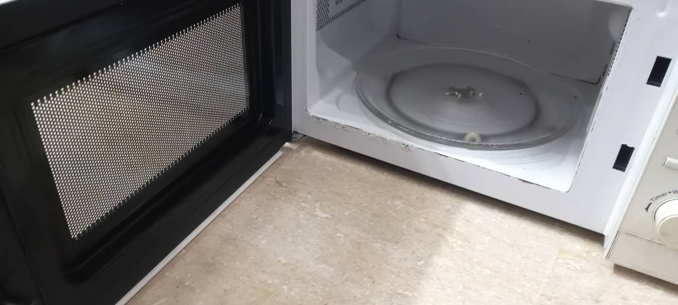 Micro waves oven 6