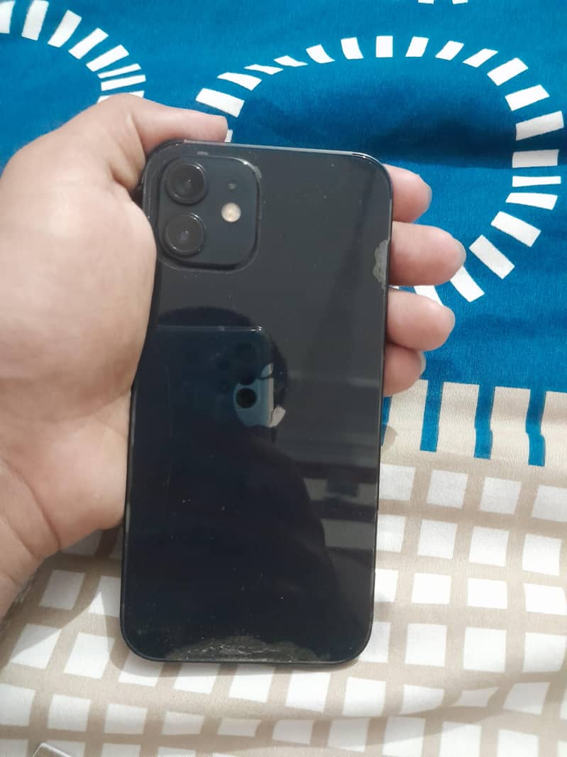 Apple iPhone 12 1