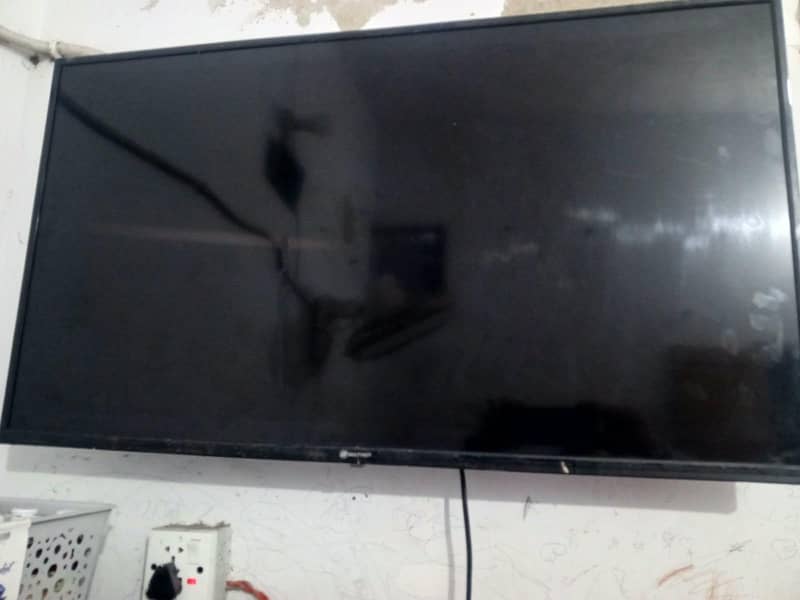 Multynet android 40 inch led. 0