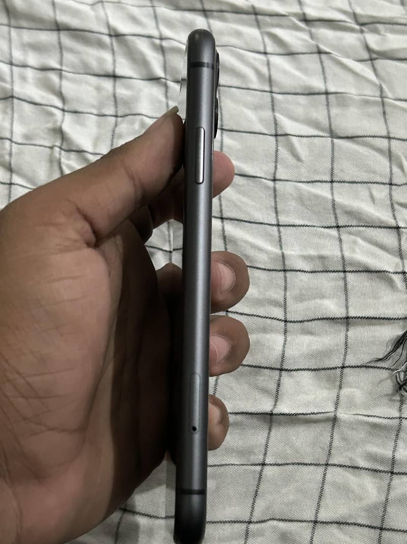Apple iPhone 11 1