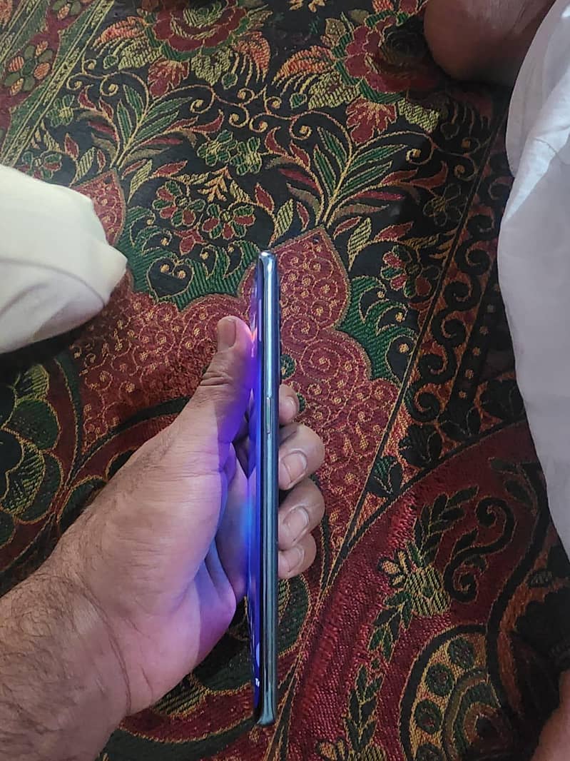 OPPO Reno4 Pro 0