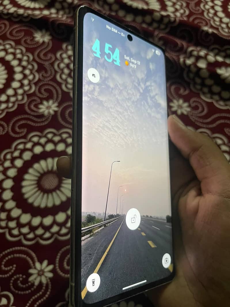 Google Pixel 7 Pro 8