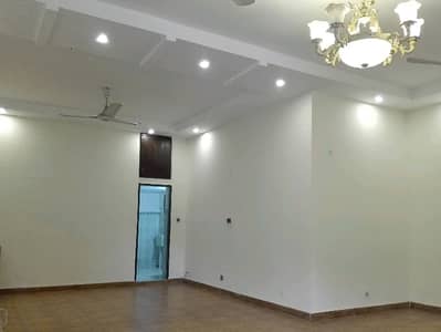 10 Marla House Upper Portion For Rent Prime Location Allama Iqbal Town Lahore