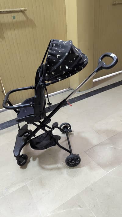 Imported Compact Magic Stroller Travel Pram (Like New)