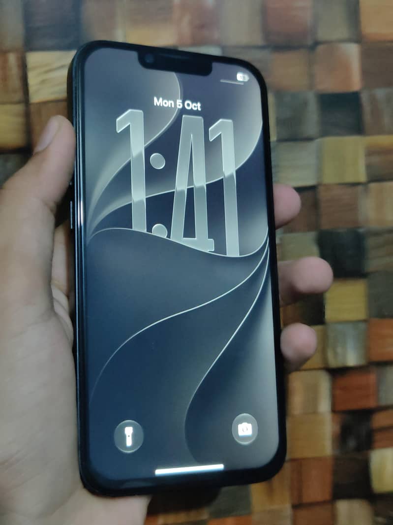 Apple iPhone 14 2