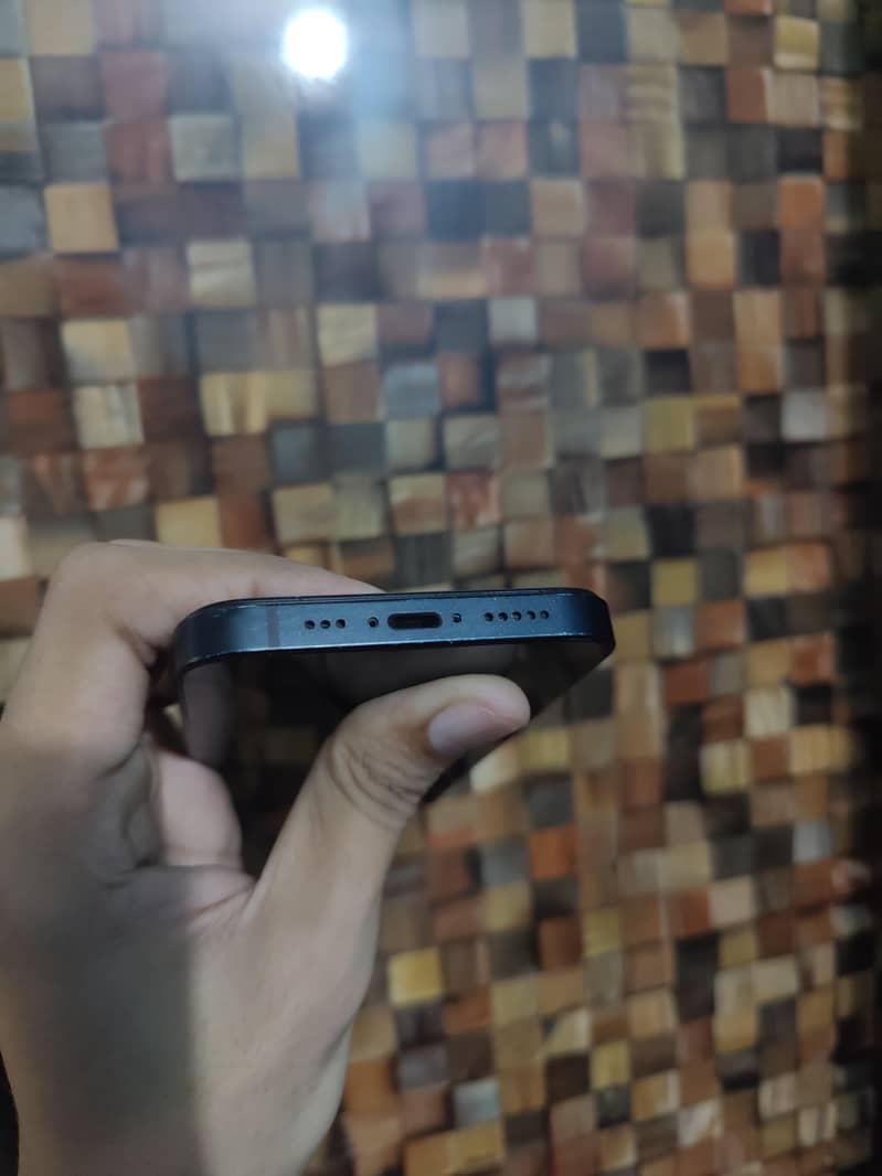 Apple iPhone 14 6