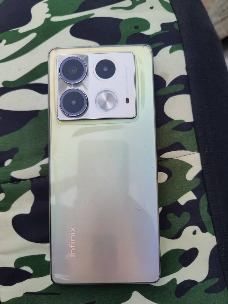 Infinix Note 40 0
