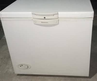 Deep freezer