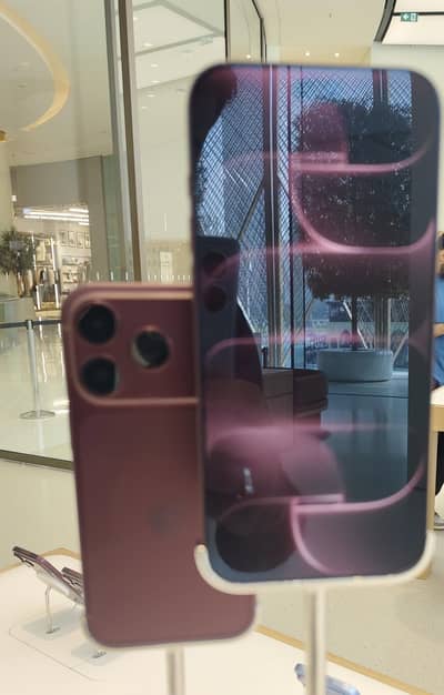 Apple iPhone 18 Pro Max Burgundy Brand New from Apple Store Dubai