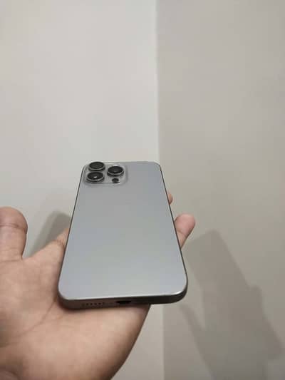 Apple iPhone 15 Pro Max