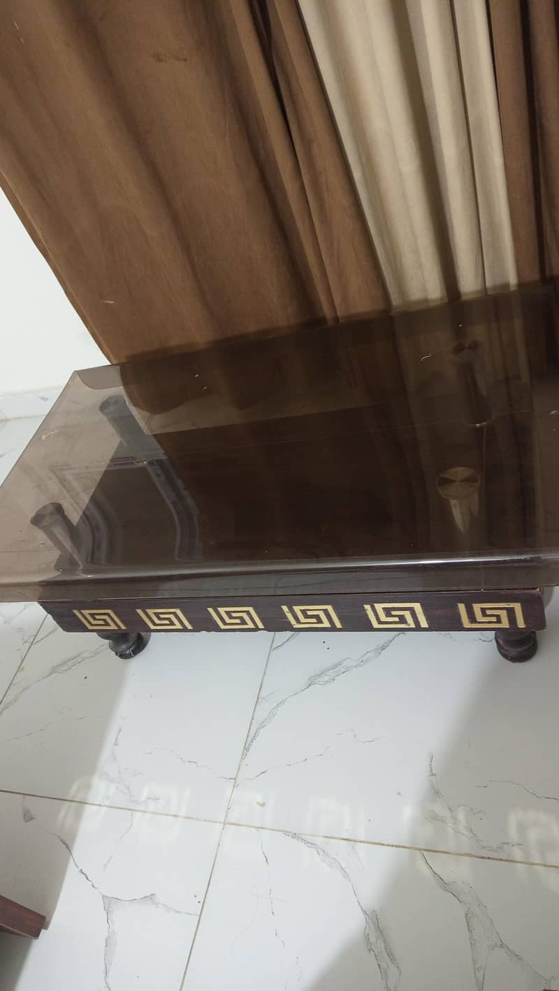 center table 4