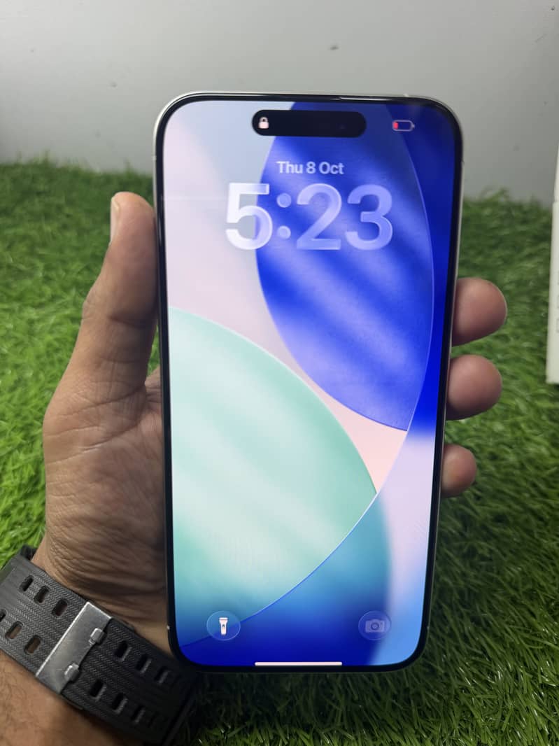 Iphone 15pro max 0
