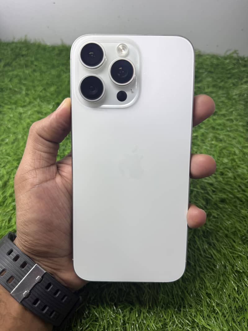 Iphone 15pro max 1