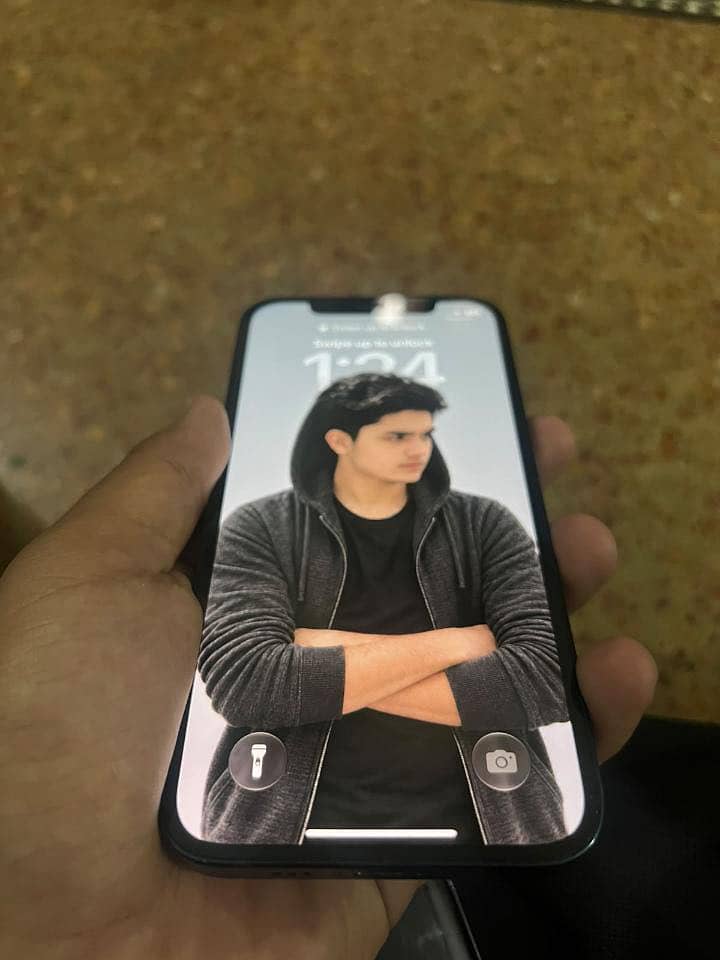 Apple iPhone 12 1