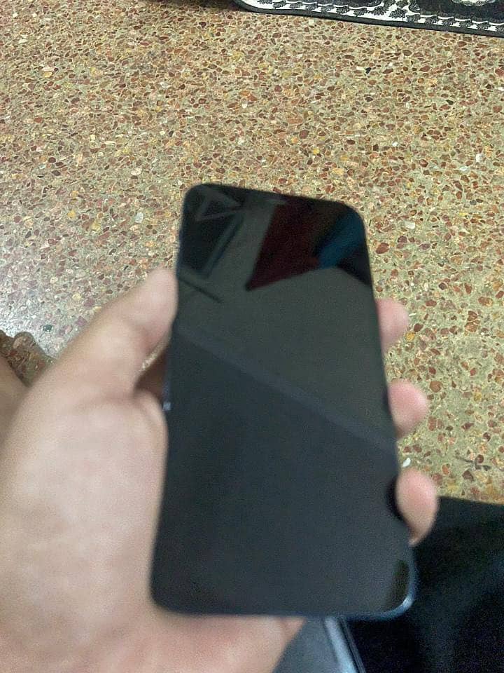 Apple iPhone 12 2