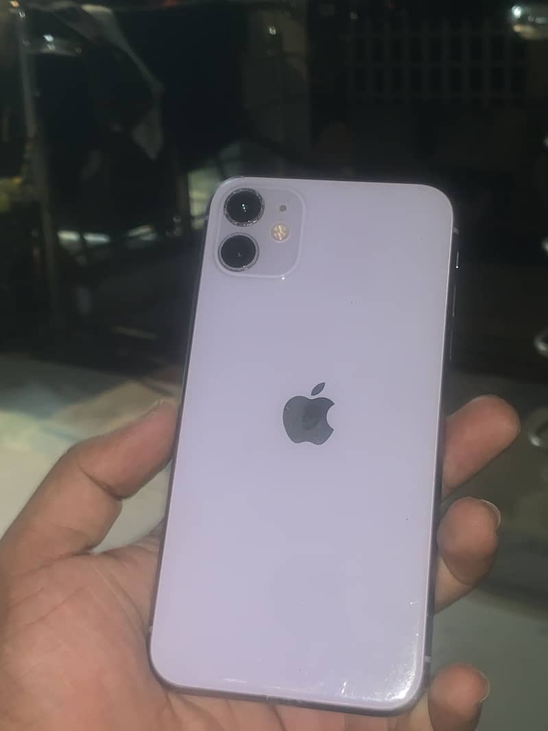 Apple iPhone 11 0