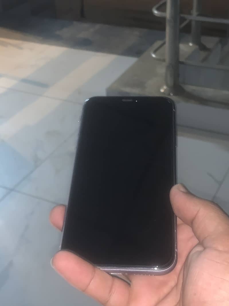 Apple iPhone 11 1