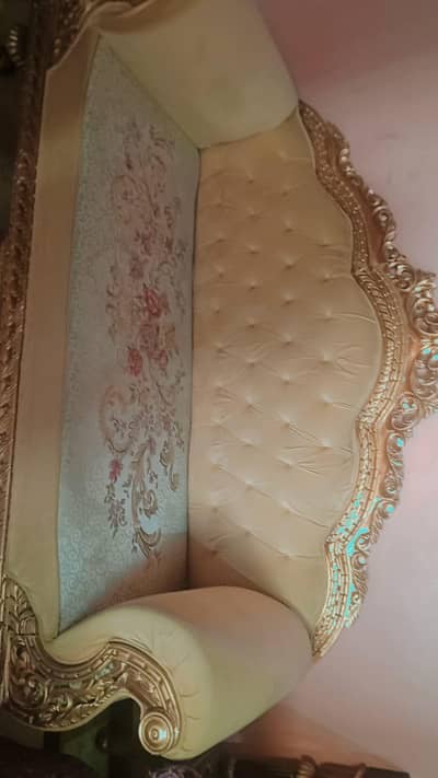 complete furniture for sale good condition