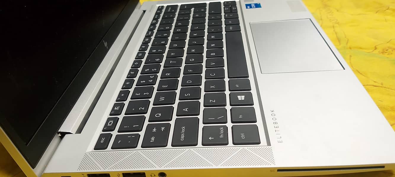HP i5,11 2