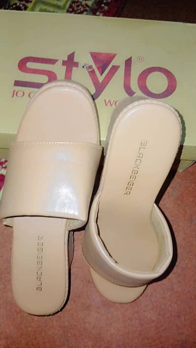Stylo Shoes Size 7 - Brand New