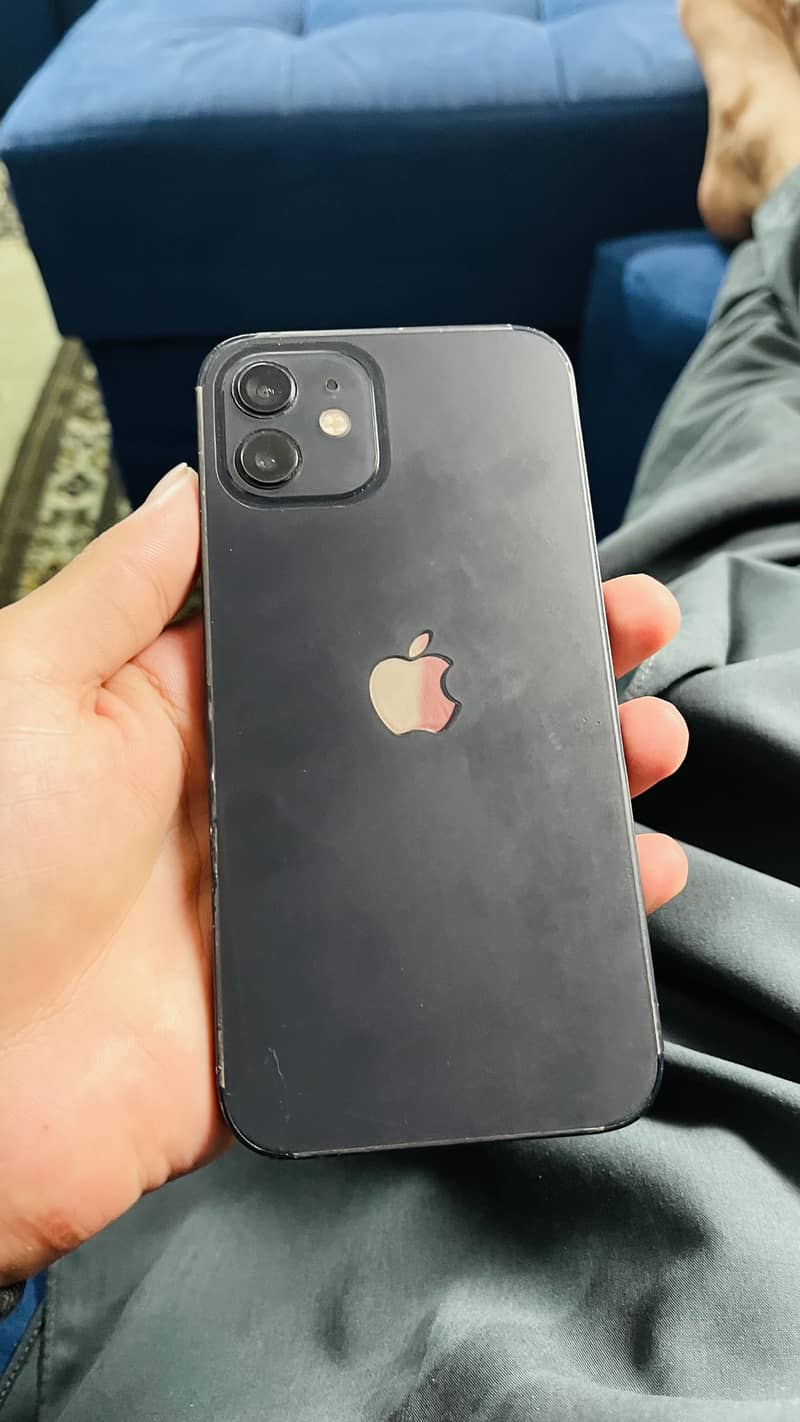 Apple iPhone 12 2
