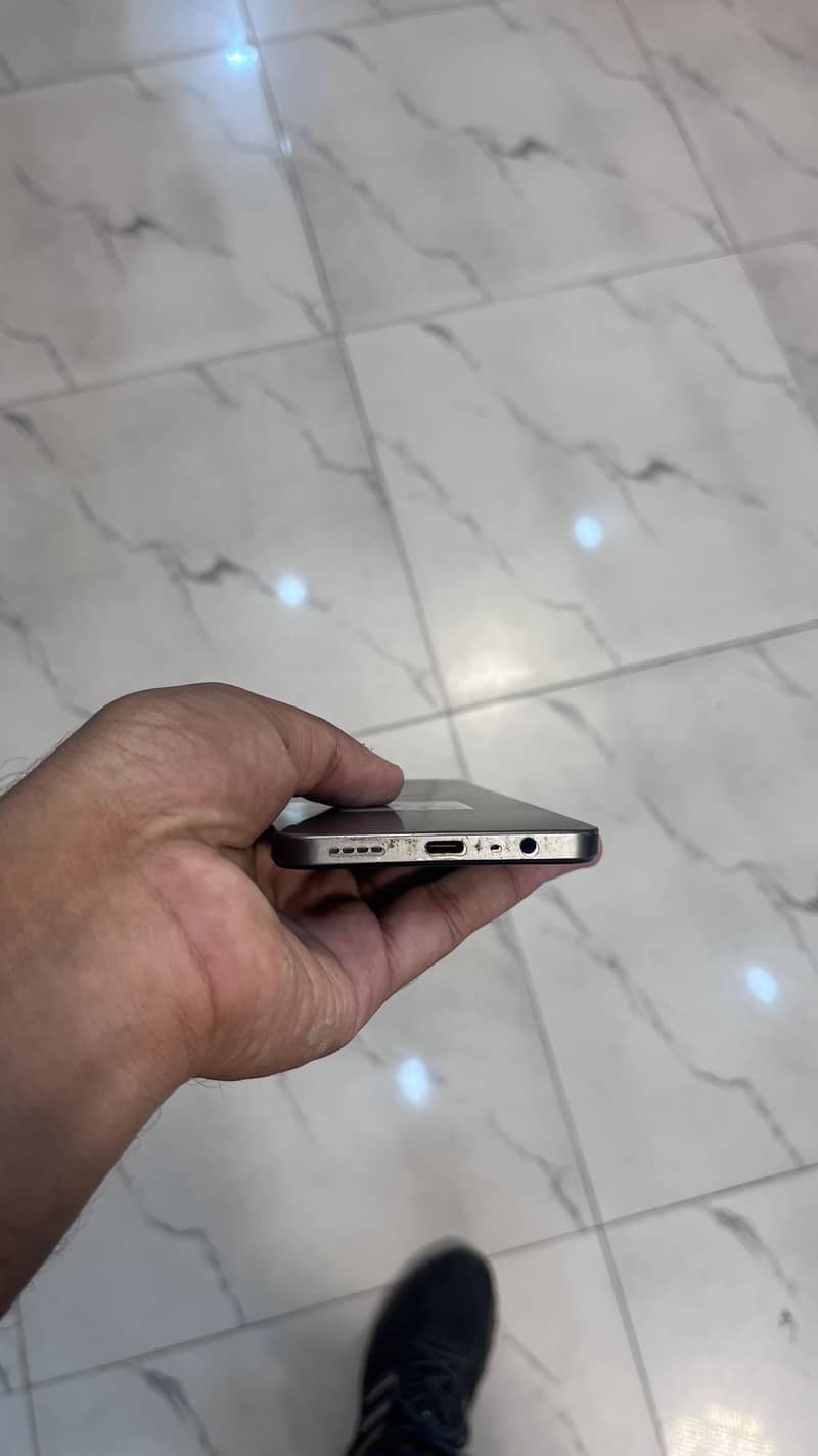Realme Note 60x 4