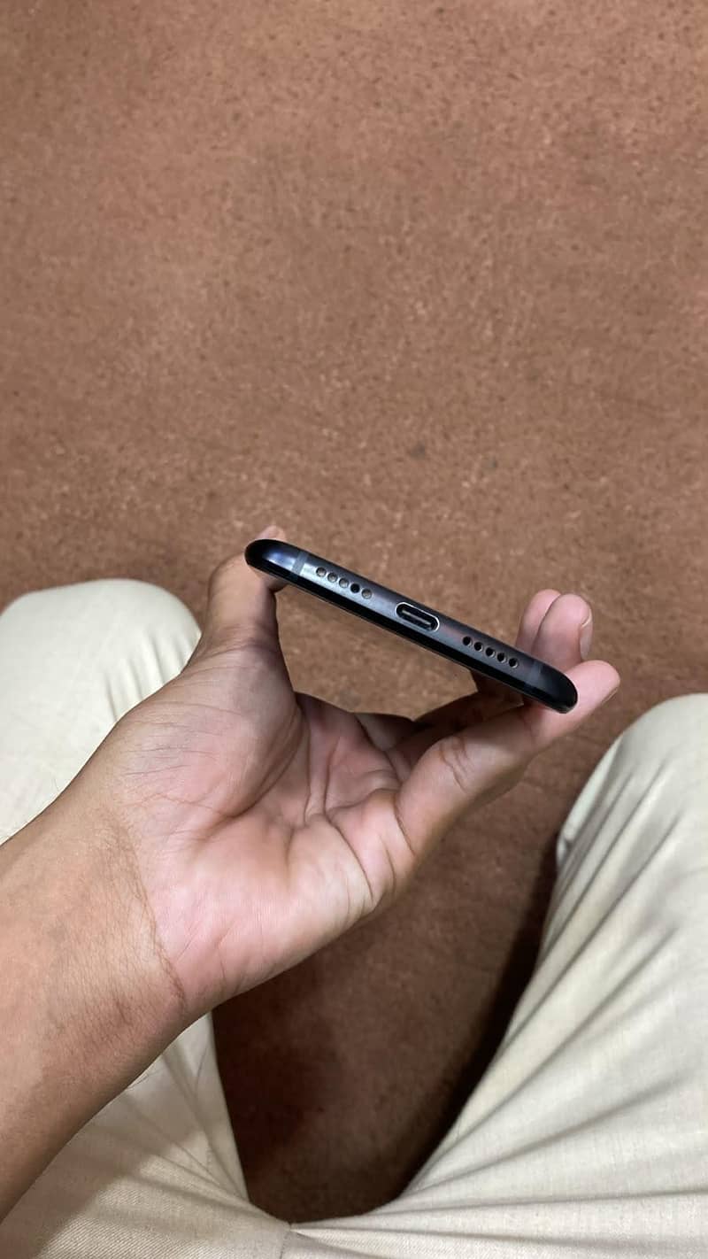 One Plus 6T 3