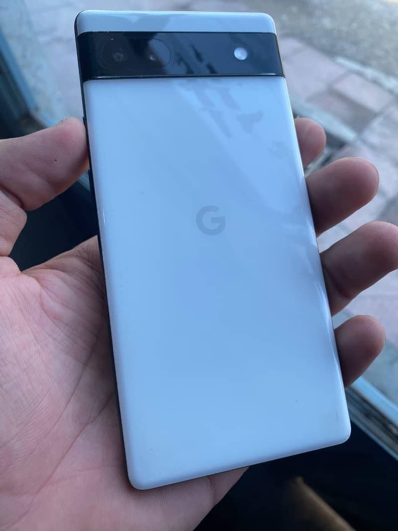 Google Pixel 6a 1