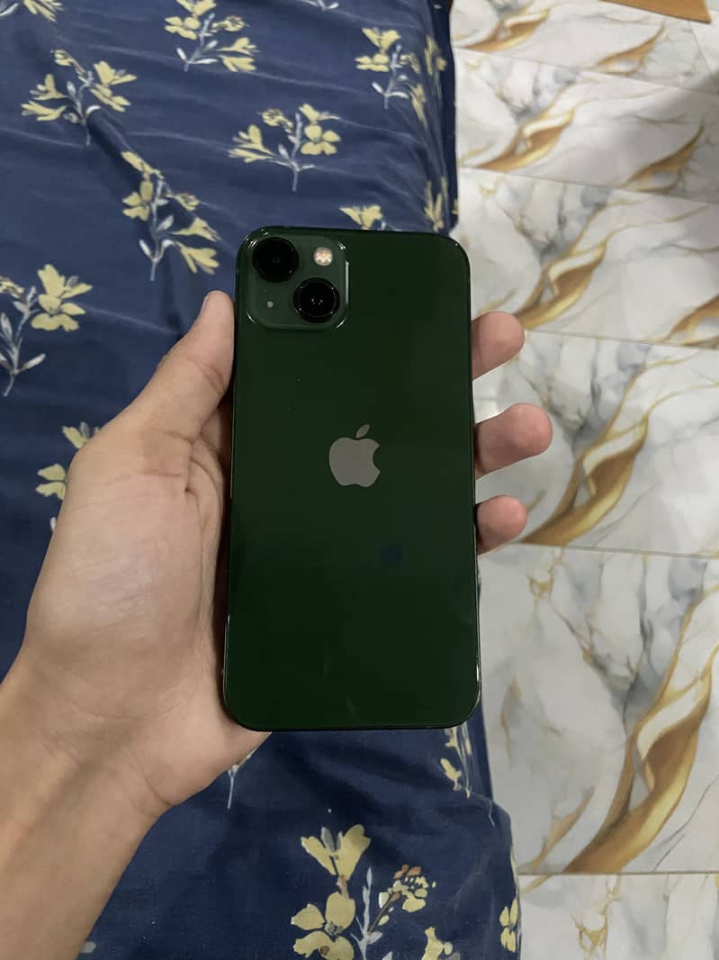 Apple iPhone 13 3