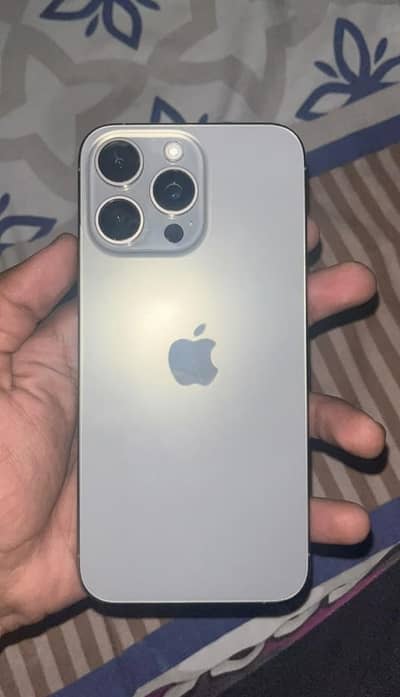 Apple iPhone 15 Pro Max