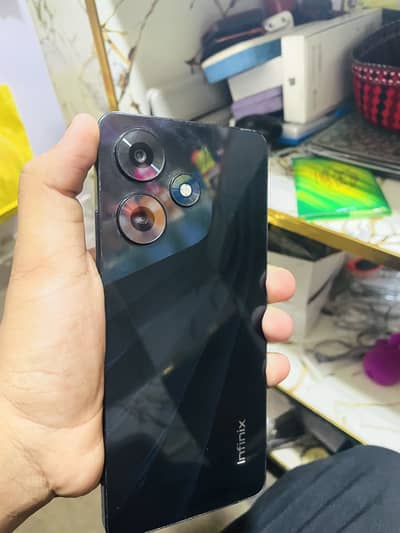 Infinix Hot 30