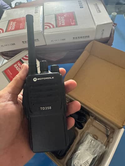 Motorola TD-358 Walkie Talkie Two Way Radio Europe Variant