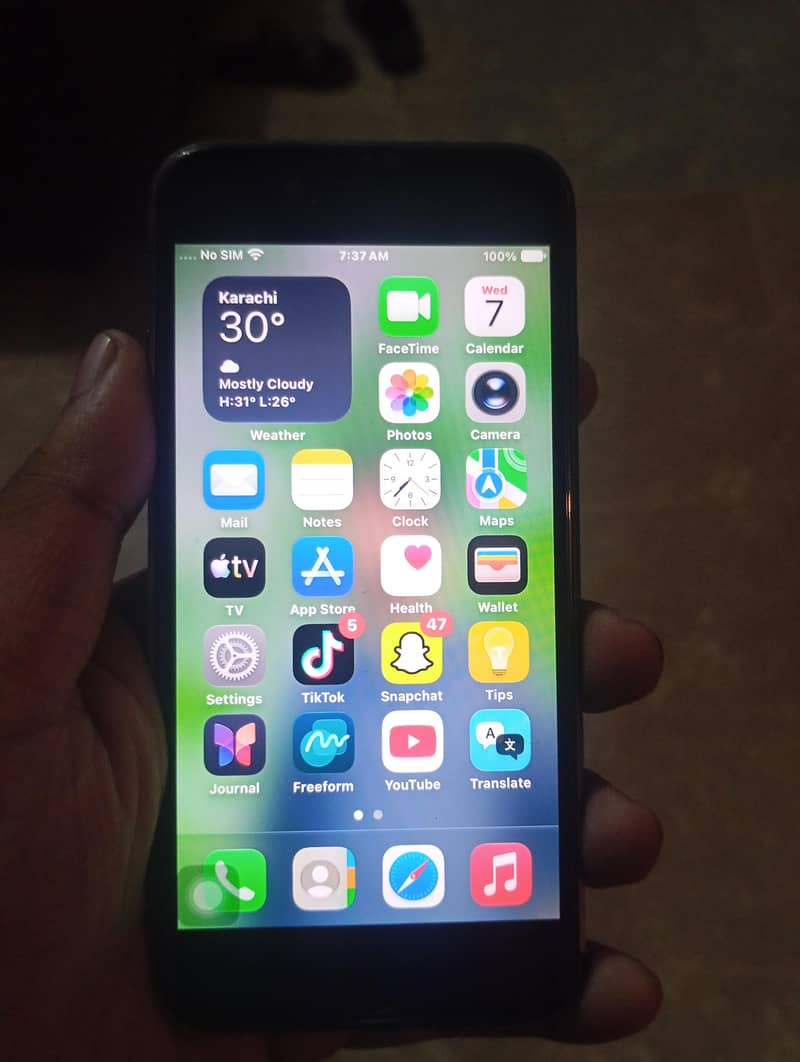 Apple iPhone SE 0