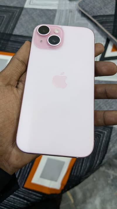 Apple iPhone 15
