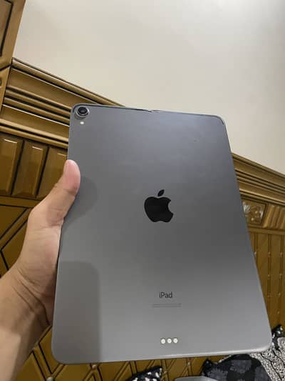 iPad pro 11 256GB 1st generation