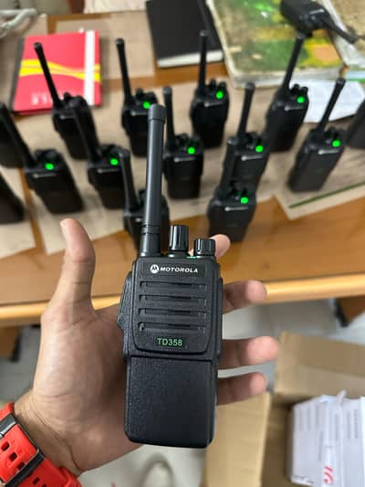 Motorola TD-358 Walkie Talkie Two Way Radio Pair - Europe Variants