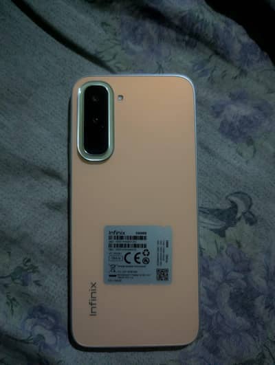 Infinix HOT 70