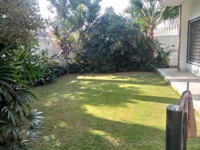 FOR RENT Fully Renovated 6-Beds Double Unit House F_7/1